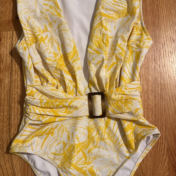 Sports Illustrated Swim One Piece Bathing Suit - Picture 5 of 7